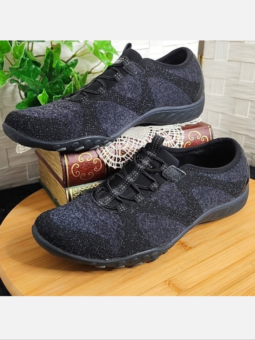 👉SKECHERS Womens Relaxed Fit: Breathe Easy -Opportuknity Casual Sneakers Sz 7.5